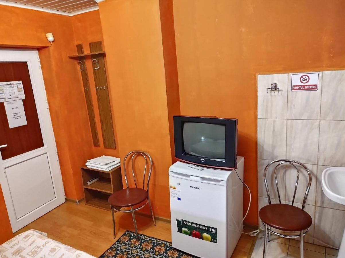 Pensiunea Casa Didina Bacău Buitenkant foto
